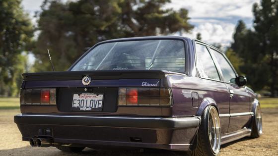S52-Powered BMW E30 by CAtuned