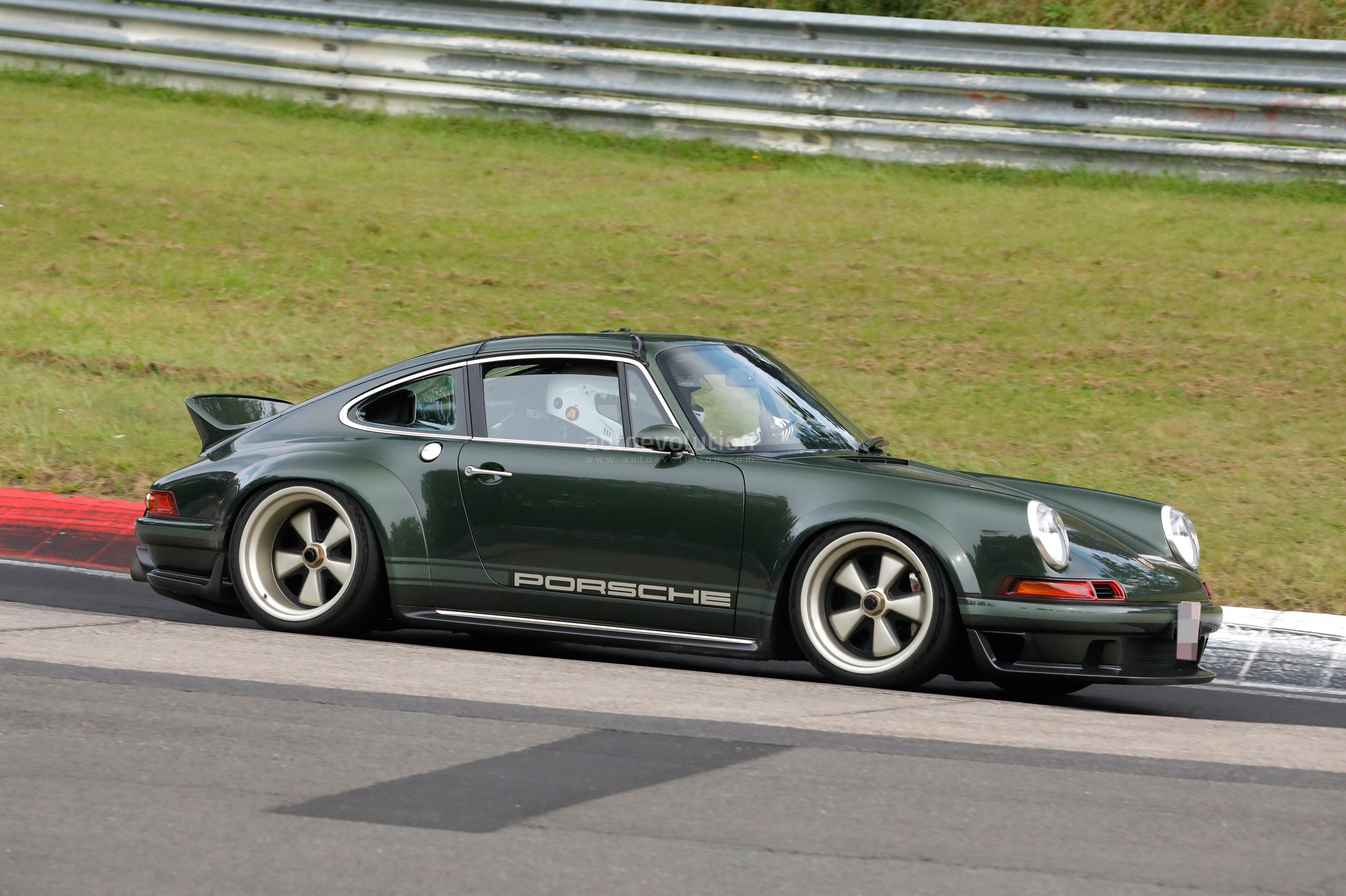 500hp Porsche 911 DLS by Singer