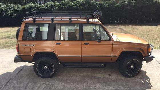 1988 Isuzu Trooper by the_watson