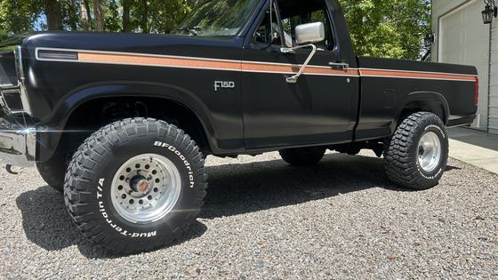 1985 Ford F-150 4×4 by Swerve78