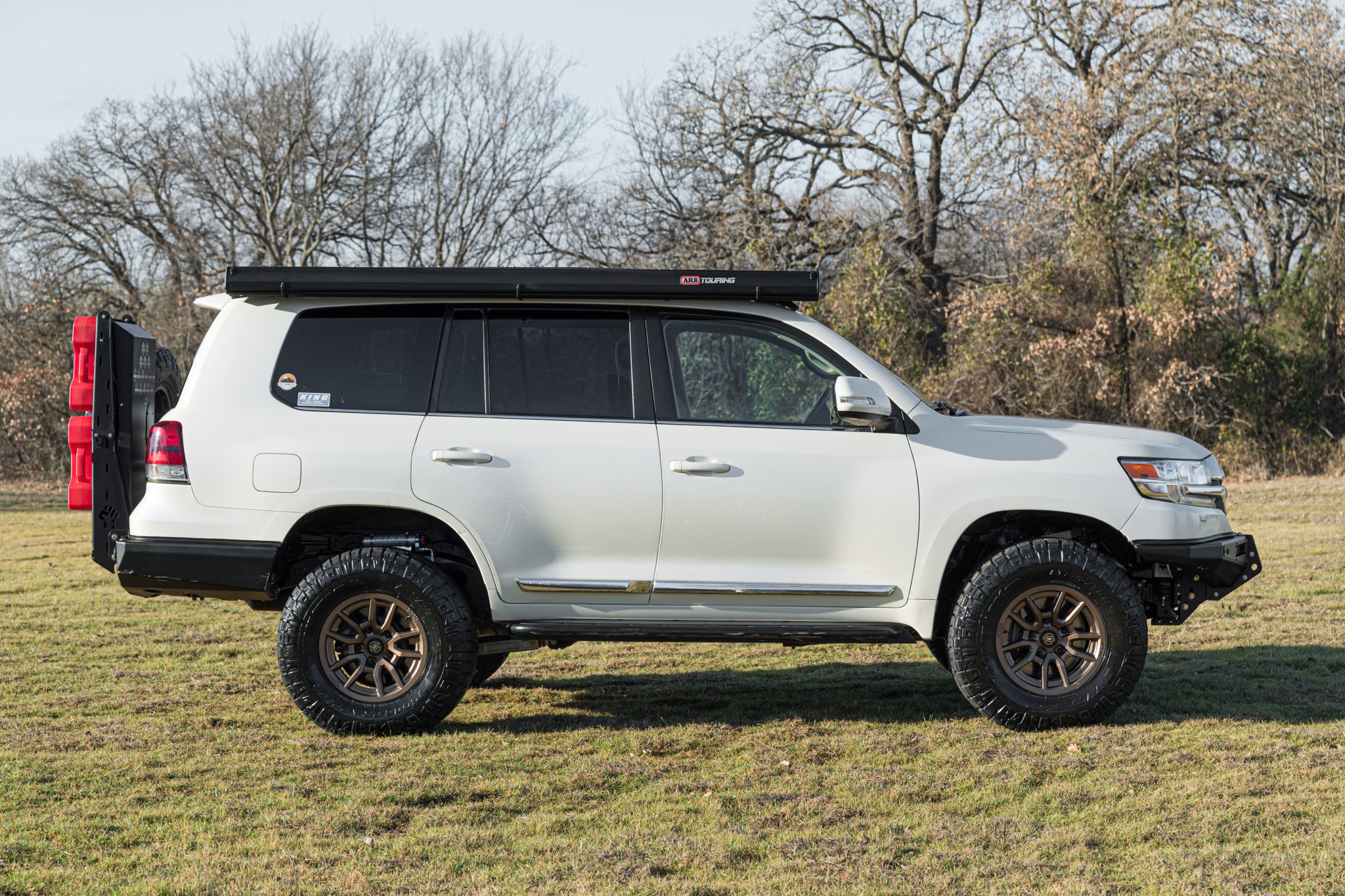 2016 Toyota Land Cruiser URJ200 by DesertFox227