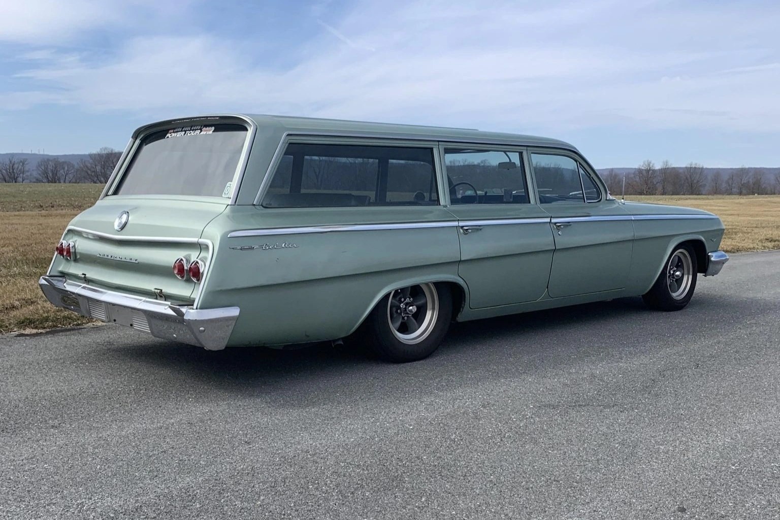 350-Swapped 1962 Chevrolet Bel Air Sleeper Wagon