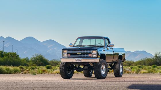 1987 Chevrolet V20 Silverado Fleetside Pickup