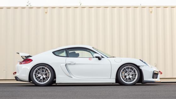 2016 Porsche Cayman GT4 Clubsport by GriotsMotors