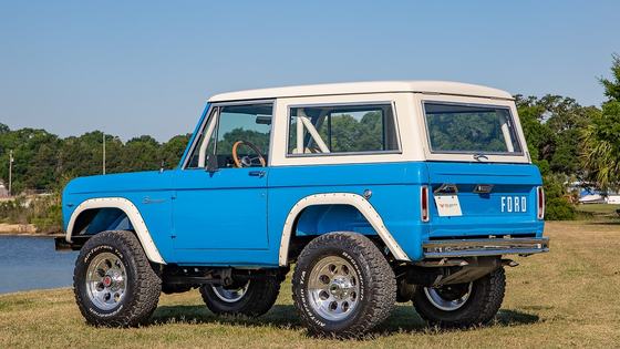 Jasper 302-Powered 1976 Ford Bronco Restomod