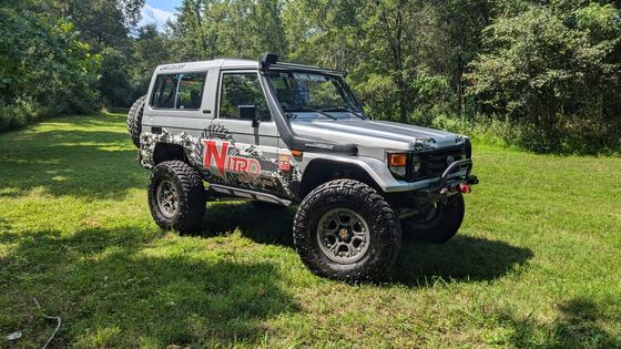 1987 Toyota Land Cruiser BJ73 Modified