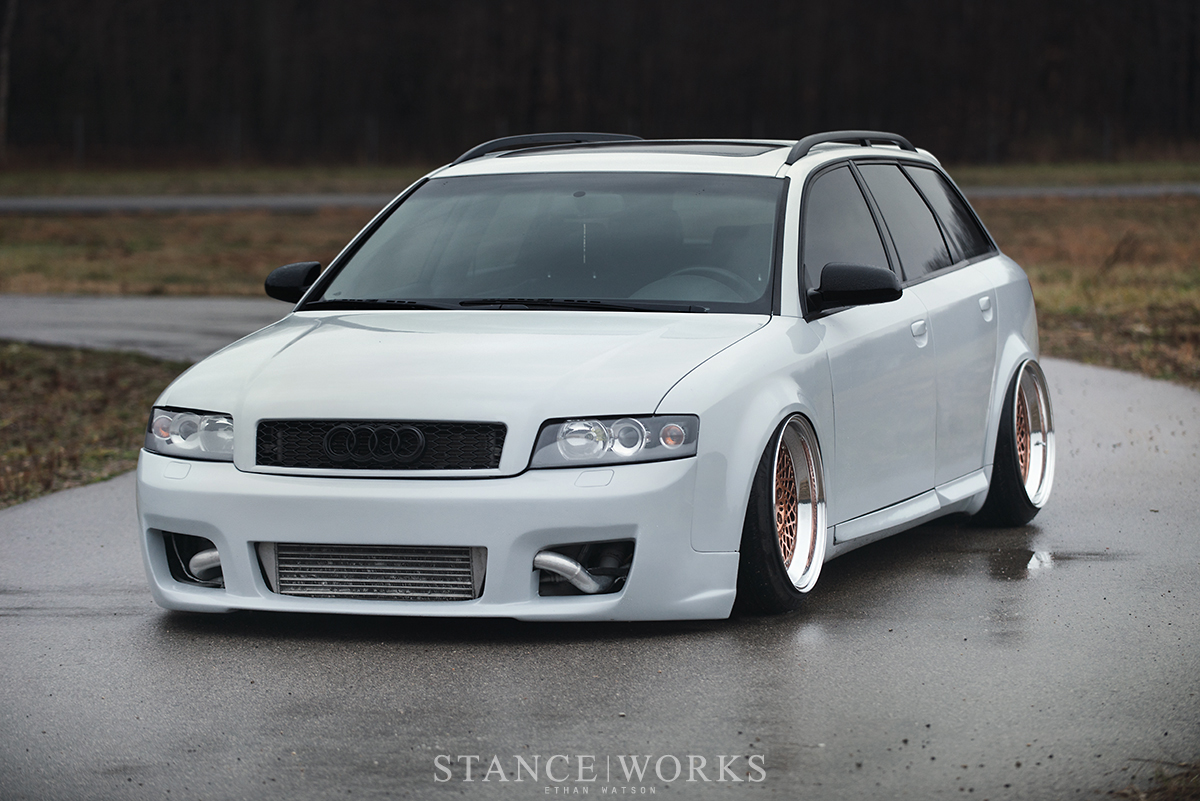 Audi Avant by Aaron Stuk