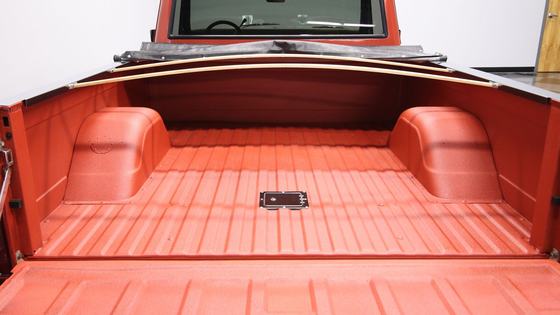 402 Big-Block Chevrolet C10 Restomod