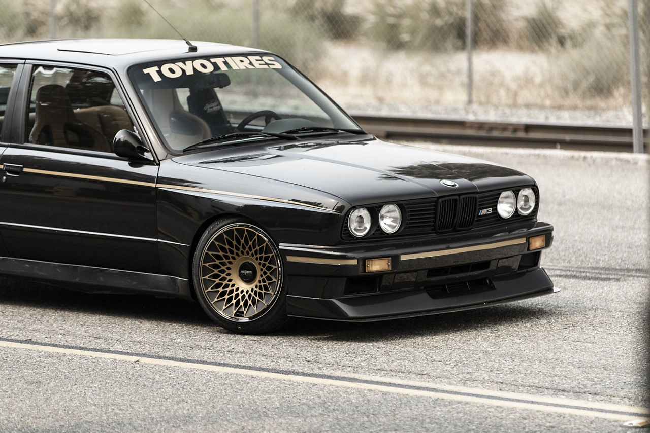 1987 BMW E30 on Rotiform LHR-F Wheels