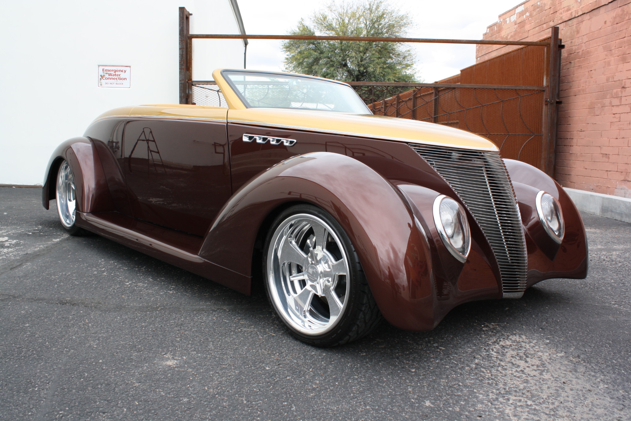 1937 Ford Roadster Custom by ProRides