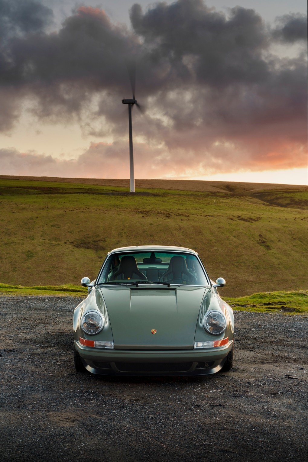 371hp Porsche 911 964 Restomod by Theon Design