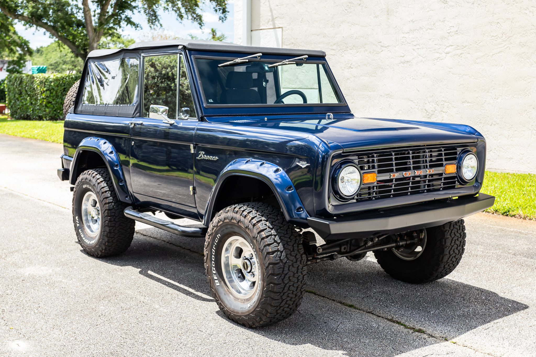 Modified 1968 Ford Bronco