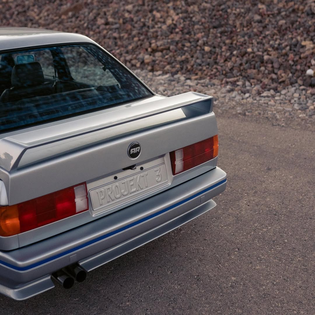 V10-Swapped BMW E30 M3 by Renner