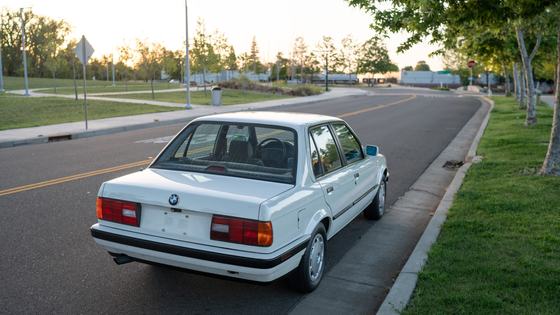 1991 BMW 318i Sedan with Detailed Restoration