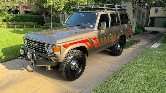 1985 Toyota Land Cruiser FJ60 Modified