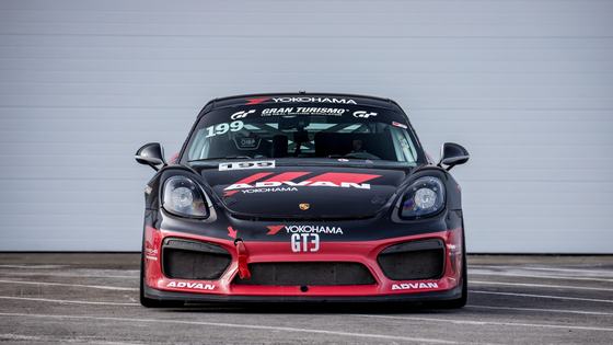 3.8L Flat-Six Porsche Cayman GT4 Clubsport Race Car