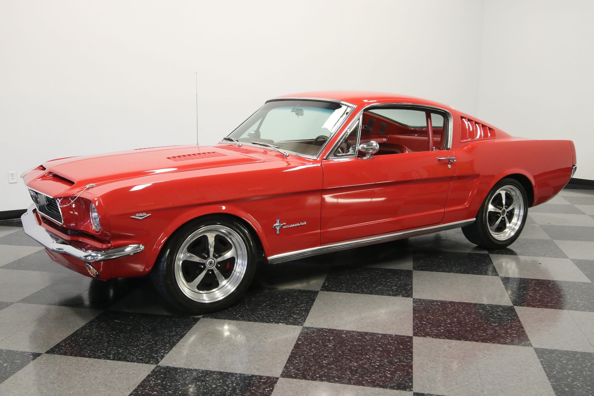 Supercharged 5.8L V8 1966 Ford Mustang Restomod