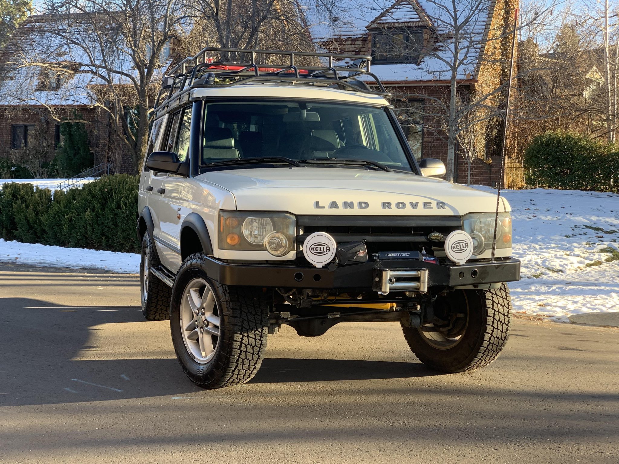 2004 Land Rover Discovery II SE7 by joshtodd