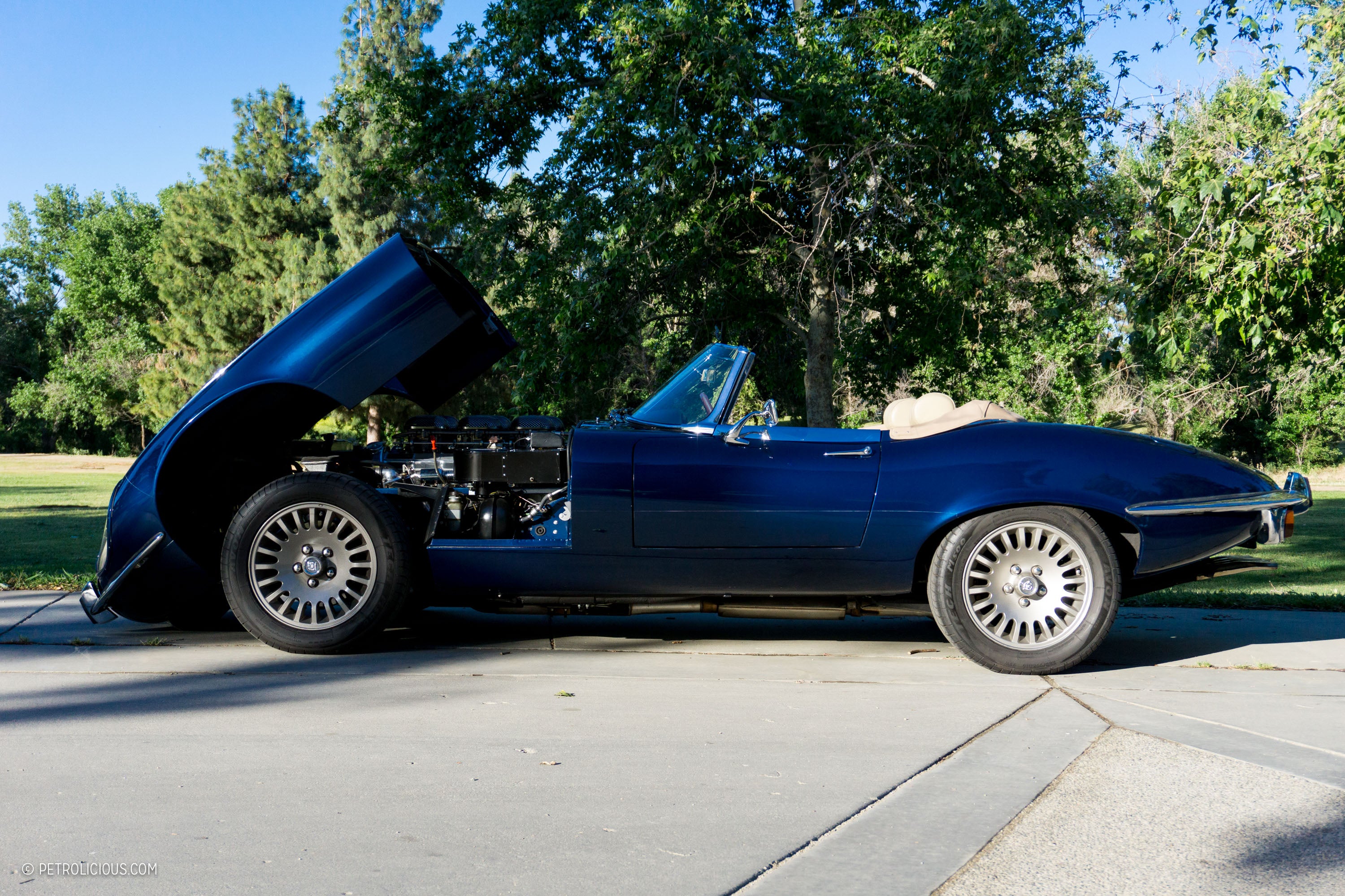 5.7-Liter V12 Jaguar E-Type Roadster