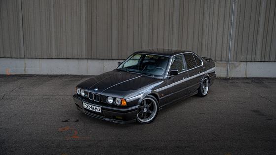 Hartge H5SP-Modified BMW E34 535i Sedan