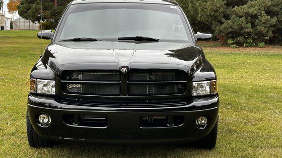 2002 Dodge Ram 3500 SLT+ Quad Cab Dually