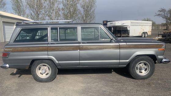 1977 Jeep Wagoneer Custom