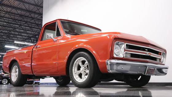 402 Big-Block Chevrolet C10 Restomod