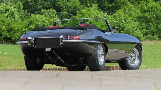 Eagle Restomod 1962 Jaguar E-Type Roadster