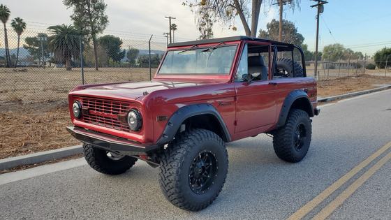 1975 Ford Bronco Modified by baderink