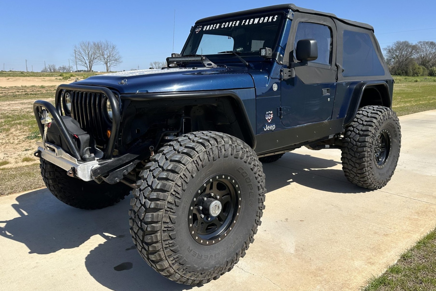 2005 Jeep Wrangler Unlimited by Under Cover Fabworks
