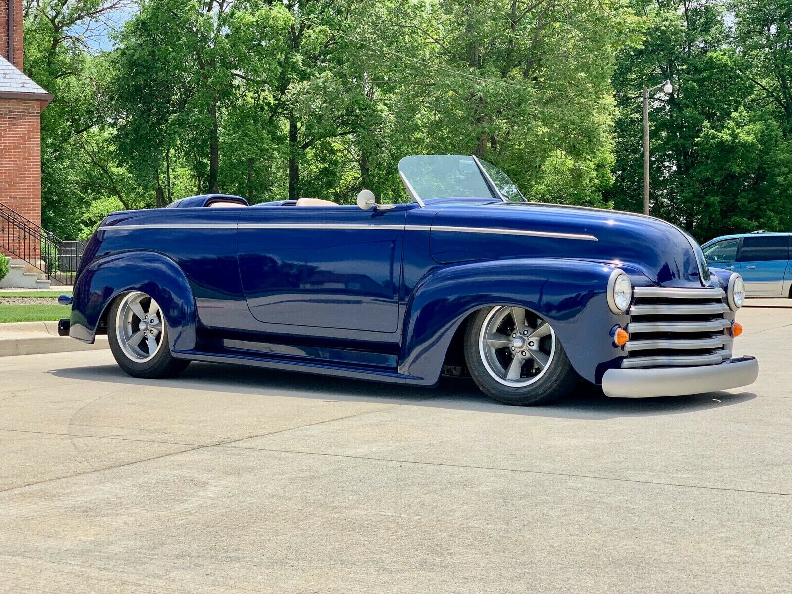 468ci Big-Block 1953 Chevrolet Suburban