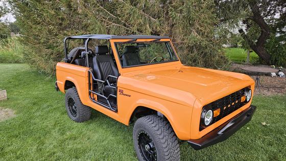 1969 Ford Bronco U15 by tmccully