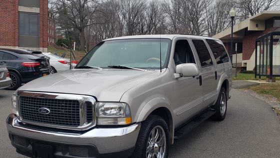 2003 Ford Excursion XLT by Becker Automotive Design