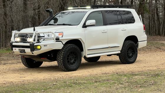 2019 Toyota Land Cruiser URJ200 by Ozark Overland Outfitters