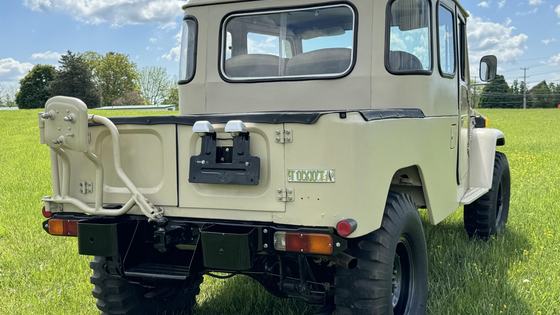 1982 Toyota Land Cruiser FJ40 by StevenAJ