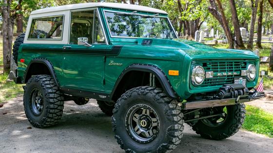 1975 Ford Bronco Modified by jmoffet