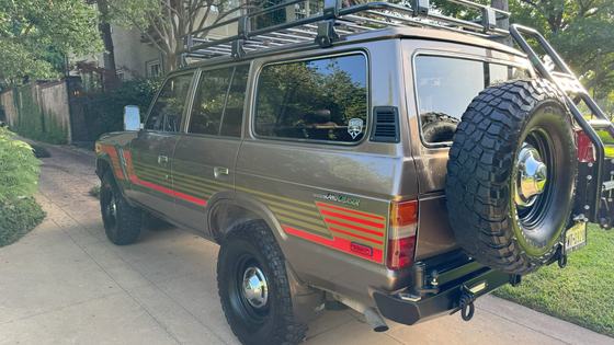 1985 Toyota Land Cruiser FJ60 Modified