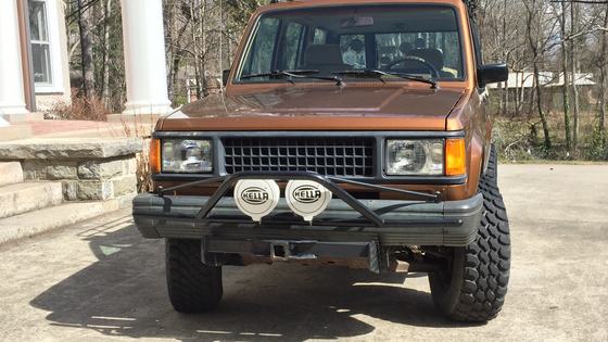 1988 Isuzu Trooper by the_watson