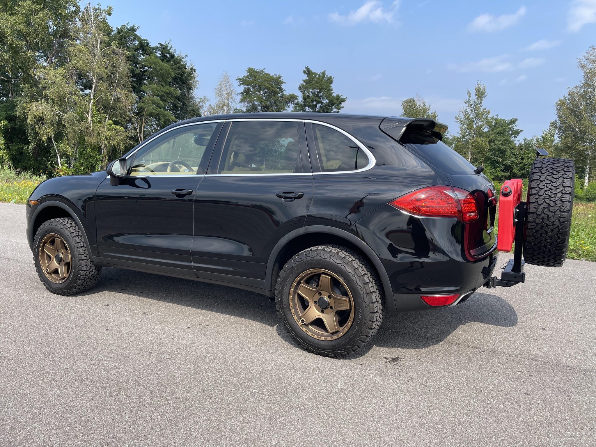 2013 Porsche Cayenne by Selling Dealer
