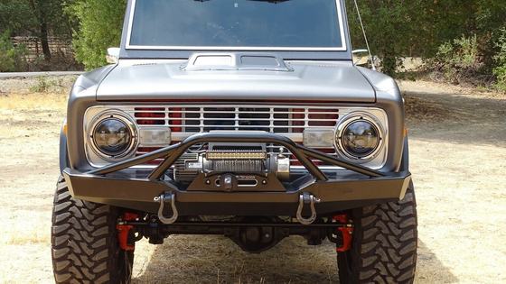 Fuel-Injected 351ci V8 1977 Ford Bronco