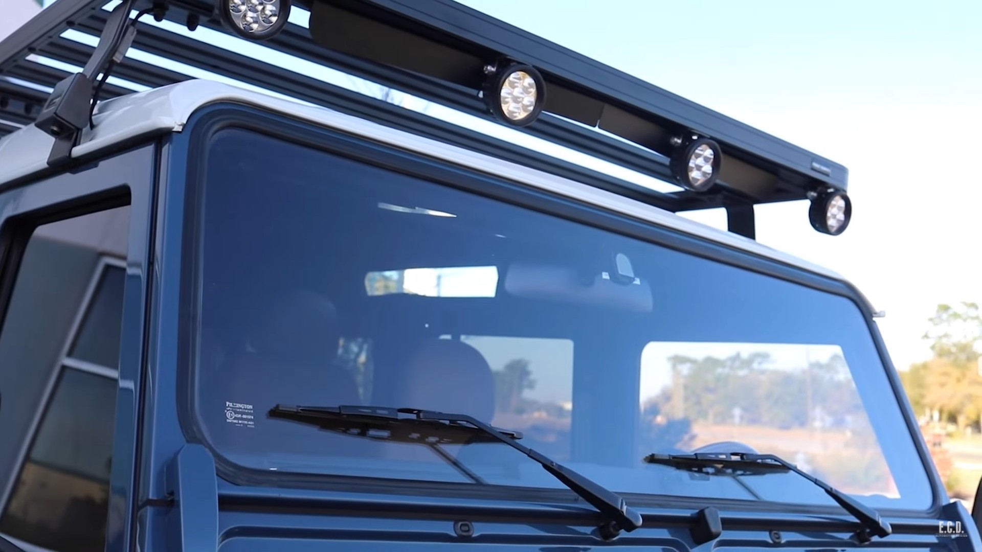 Tesla 450hp Land Rover Defender 110 by ECD