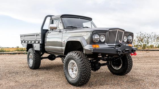 Cummins 6BT-Powered Kaiser Jeep J3000