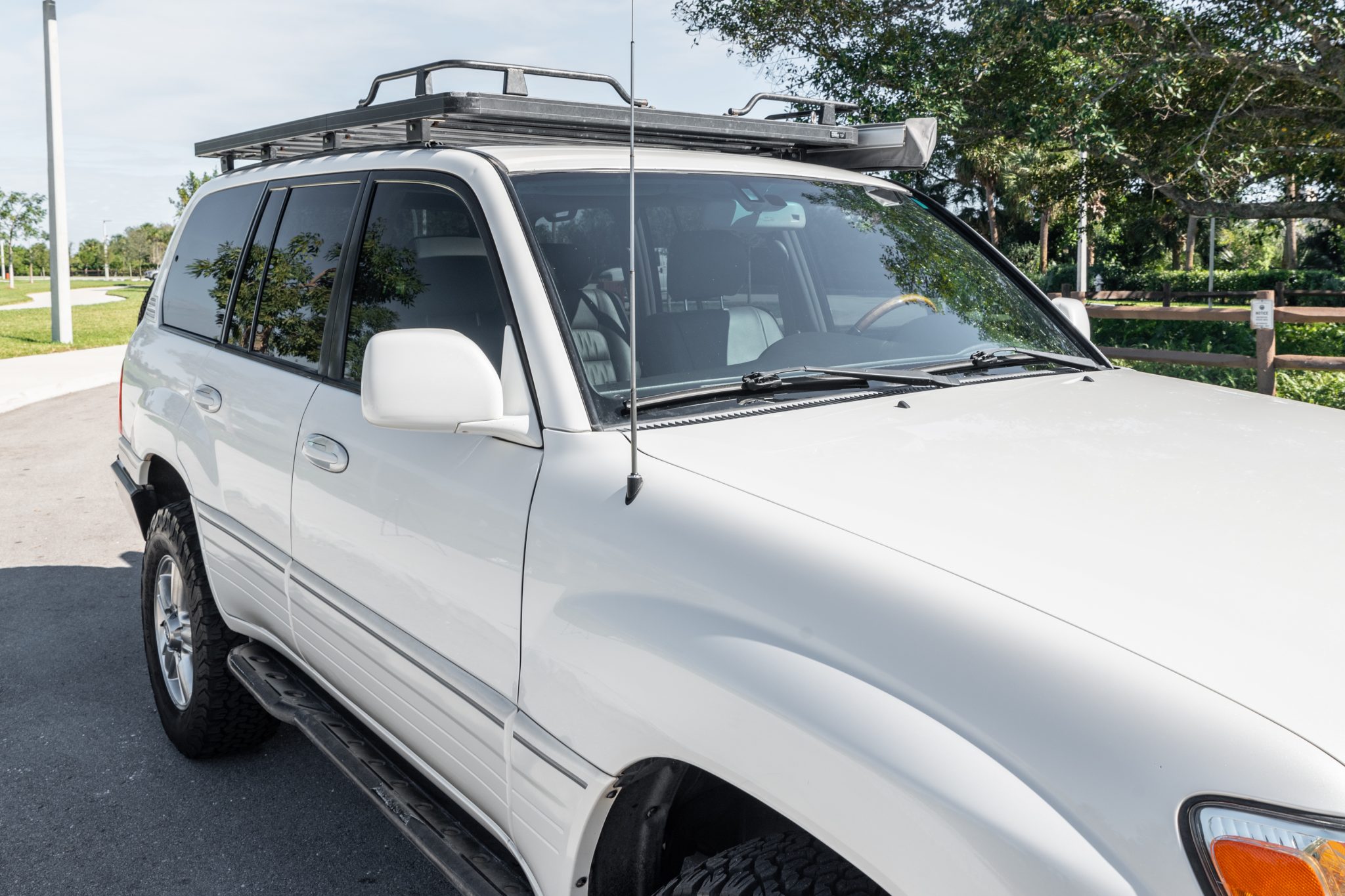 2006 Lexus LX470 Modified