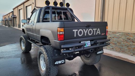 1986 Toyota Pickup SR5 Xtracab Turbo