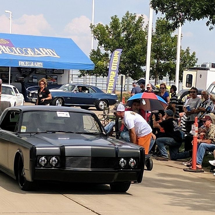 700hp Shelby GT500-Powered 1966 Lincoln Continental