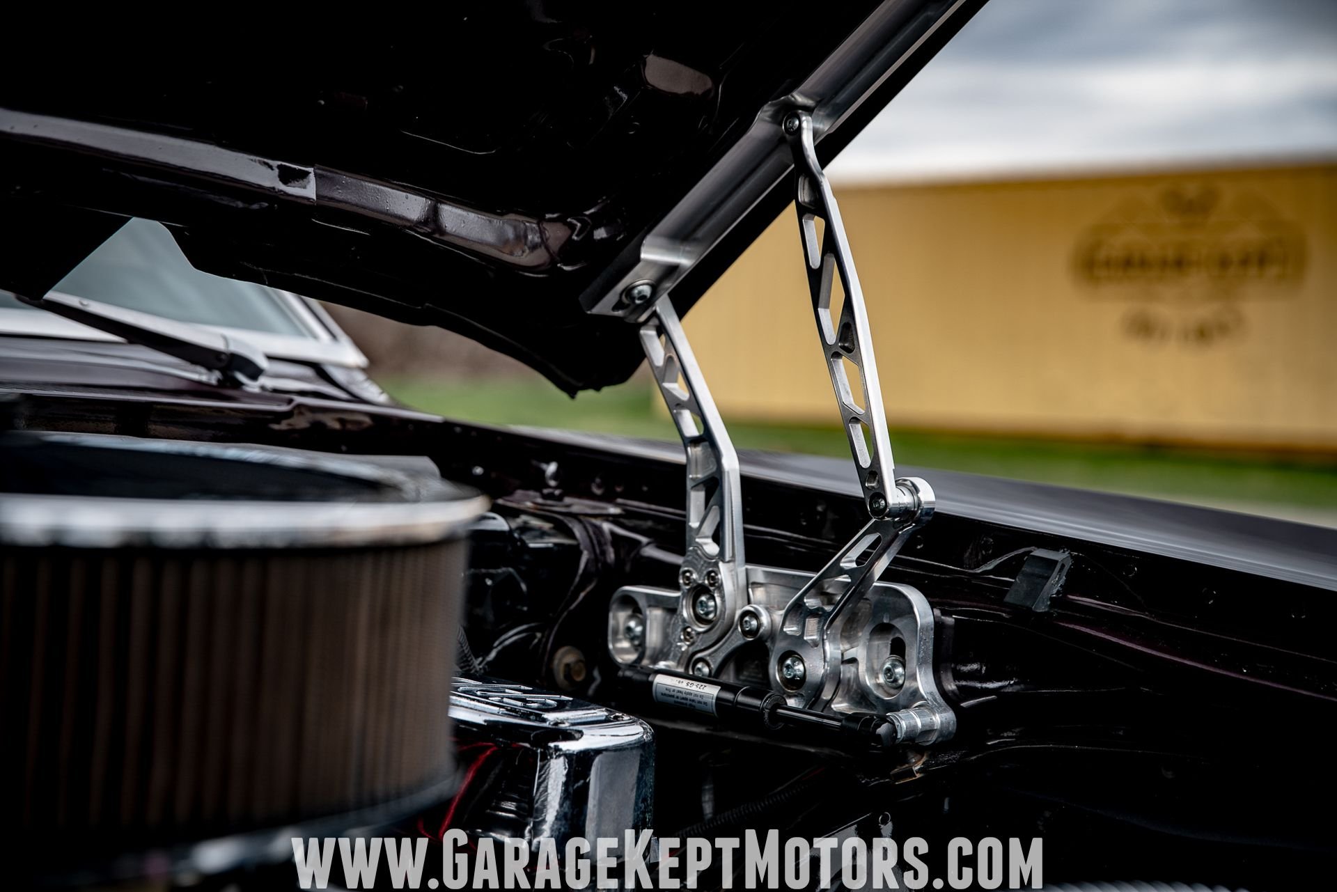 Restomod 1968 Chevy Camaro RS with 327ci V8