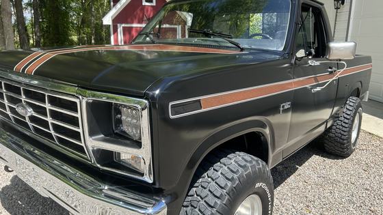 1985 Ford F-150 4×4 by Swerve78