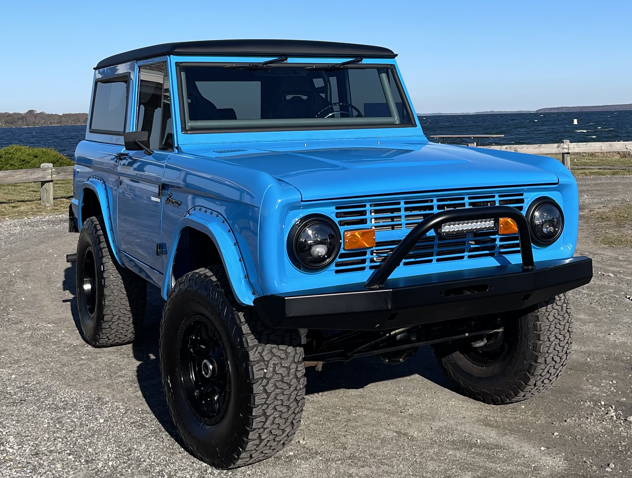 1977 Ford Bronco by snowymtnwolf