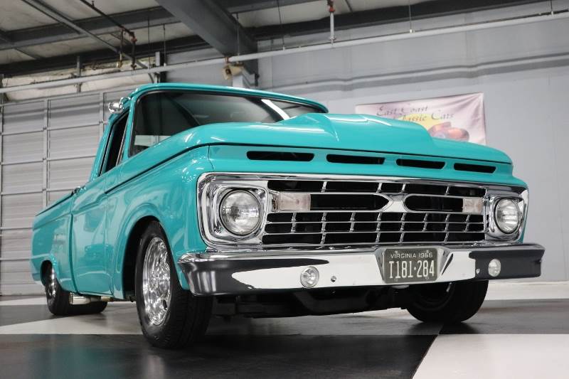 429 CID Ford F-100 Custom Street Truck