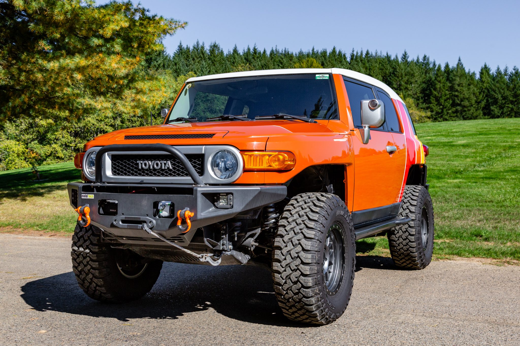 Modified 2007 Toyota FJ Cruiser with Lift and Icon Wheels